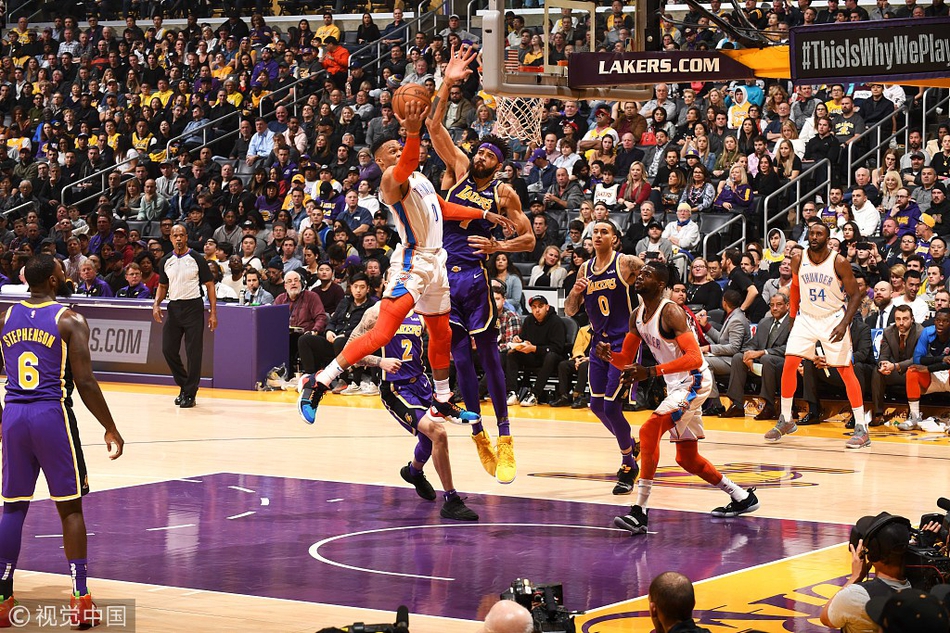 防守端缺乏 防守端缺乏