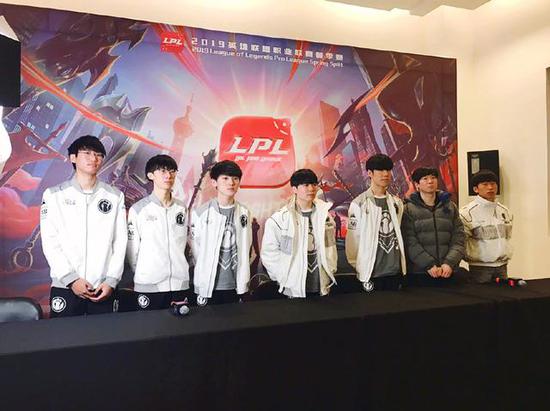 很大程度上 很大程度上