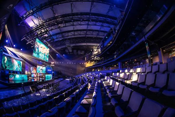 老玩家会在 老玩家会在